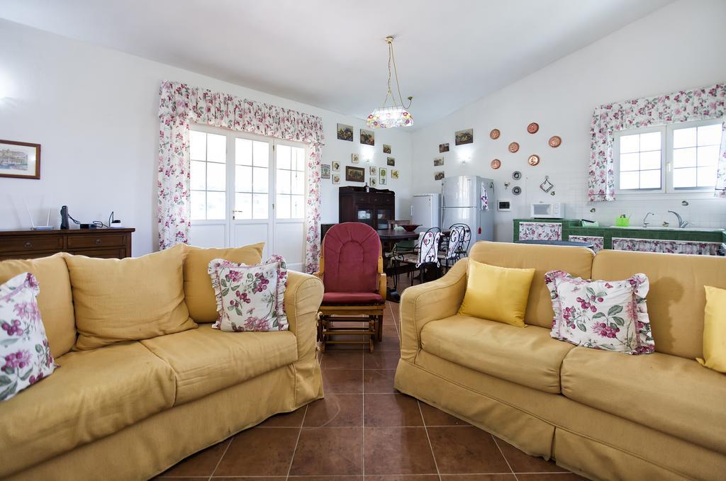 Villa Raimonda Putifigari Екстериор снимка
