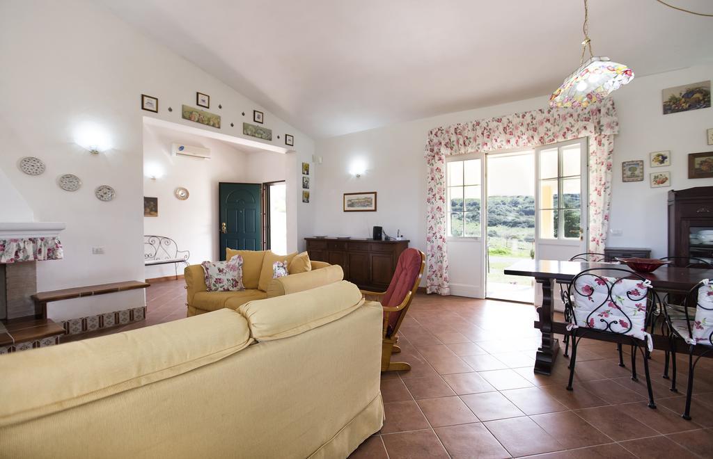 Villa Raimonda Putifigari Екстериор снимка