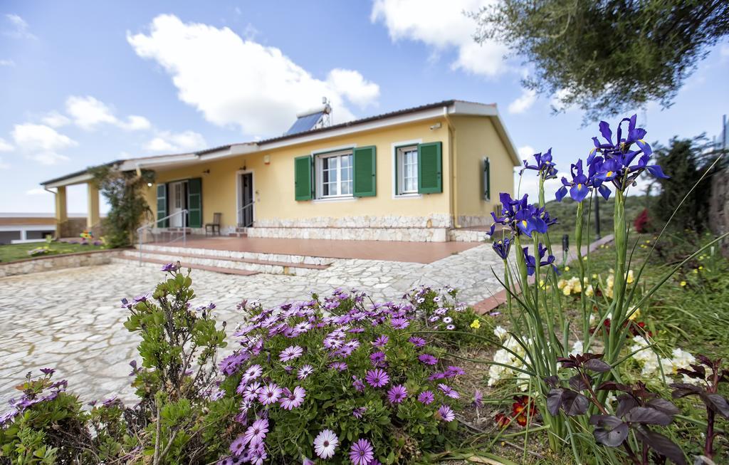 Villa Raimonda Putifigari Екстериор снимка